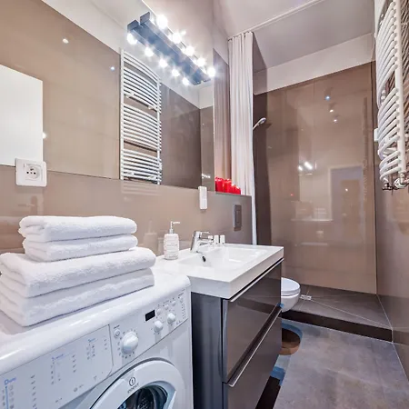 Homely Place Blisko Starego Rynku - Parking Apartmán