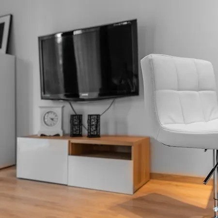 Homely Place Blisko Starego Rynku - Parking Apartmán