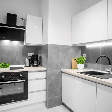 Apartamenty Homely Place Blisko Starego Rynku - Parking *