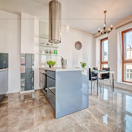 Homely Place Blisko Starego Rynku - Parking アパート *