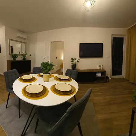 Maison 88 Poznan Old Town & Parking *