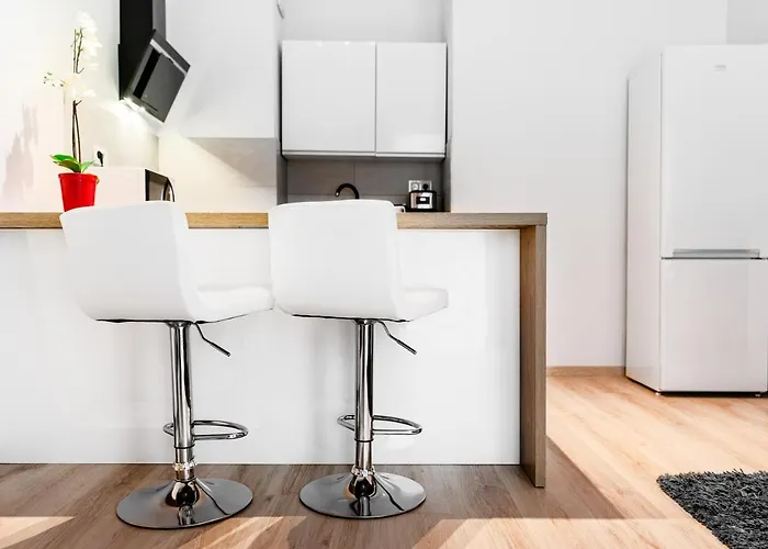 Διαμέρισμα Homely Place Blisko Starego Rynku - Parking Πόζναν