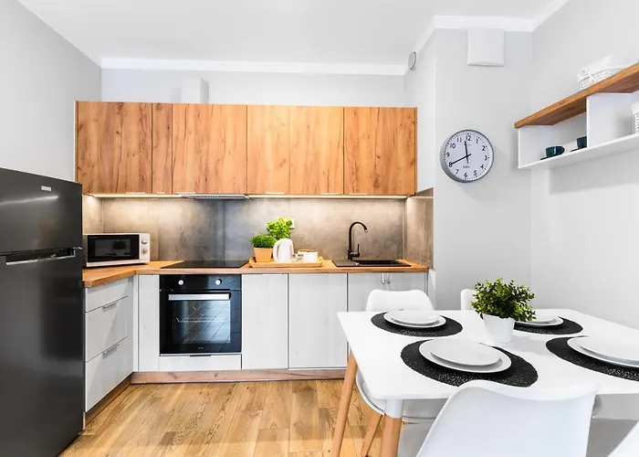 Apartamenty Homely Place Blisko Starego Rynku - Parking Познань