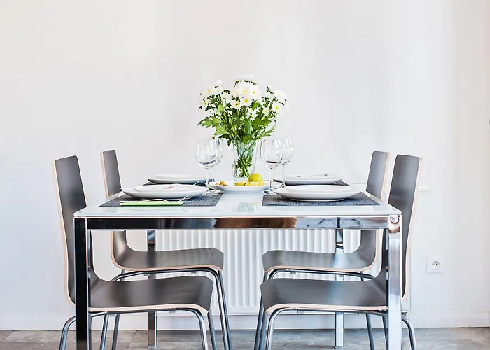 Homely Place Blisko Starego Rynku - Parking Διαμέρισμα *